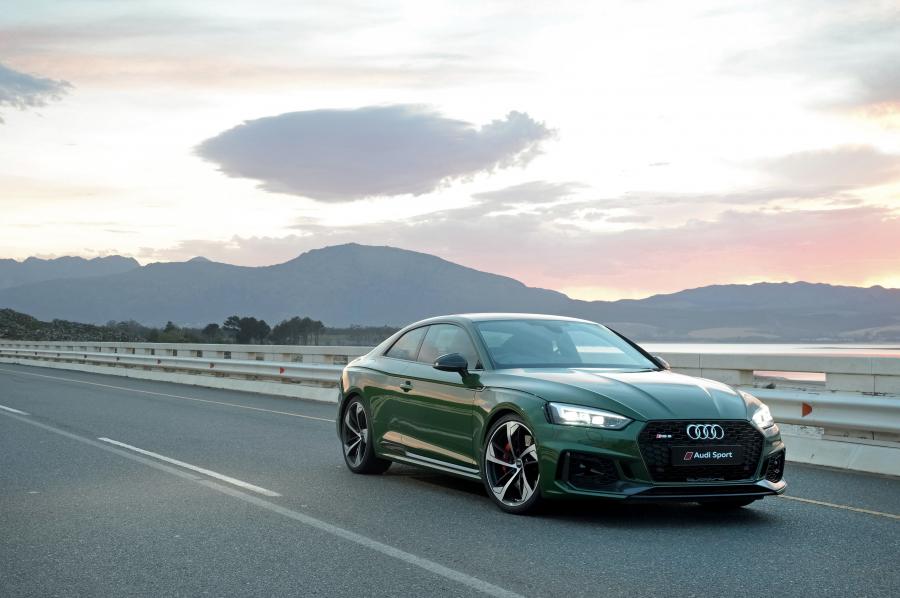  Audi RS5 Coupe 2017 года  (ZA) (фото 3 из 22)